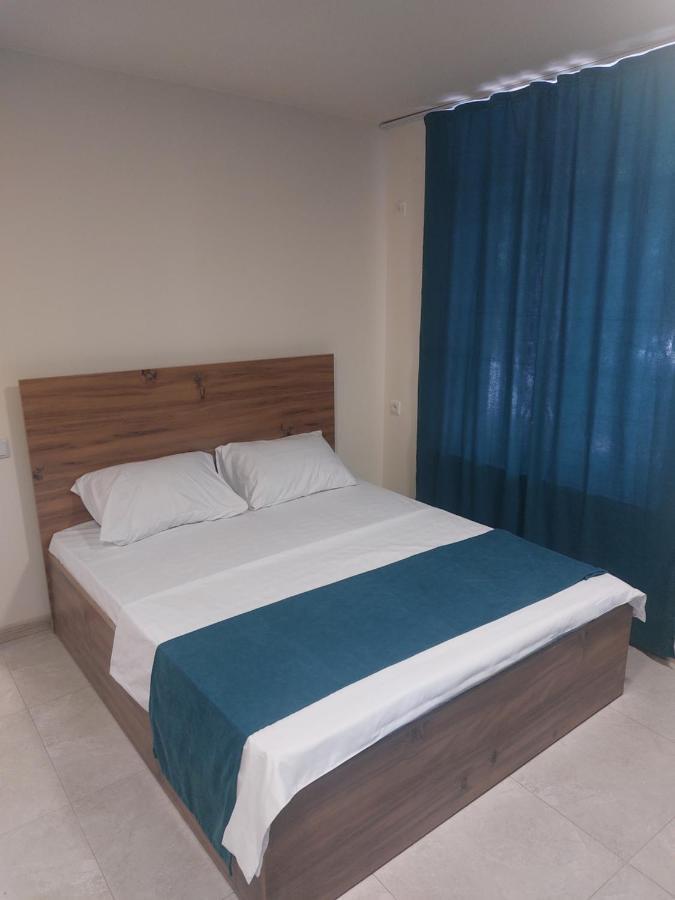 The Best Hotel-Hostel Jerevan Buitenkant foto