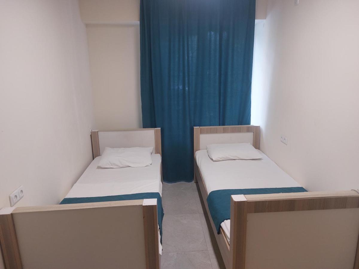 The Best Hotel-Hostel Jerevan Buitenkant foto