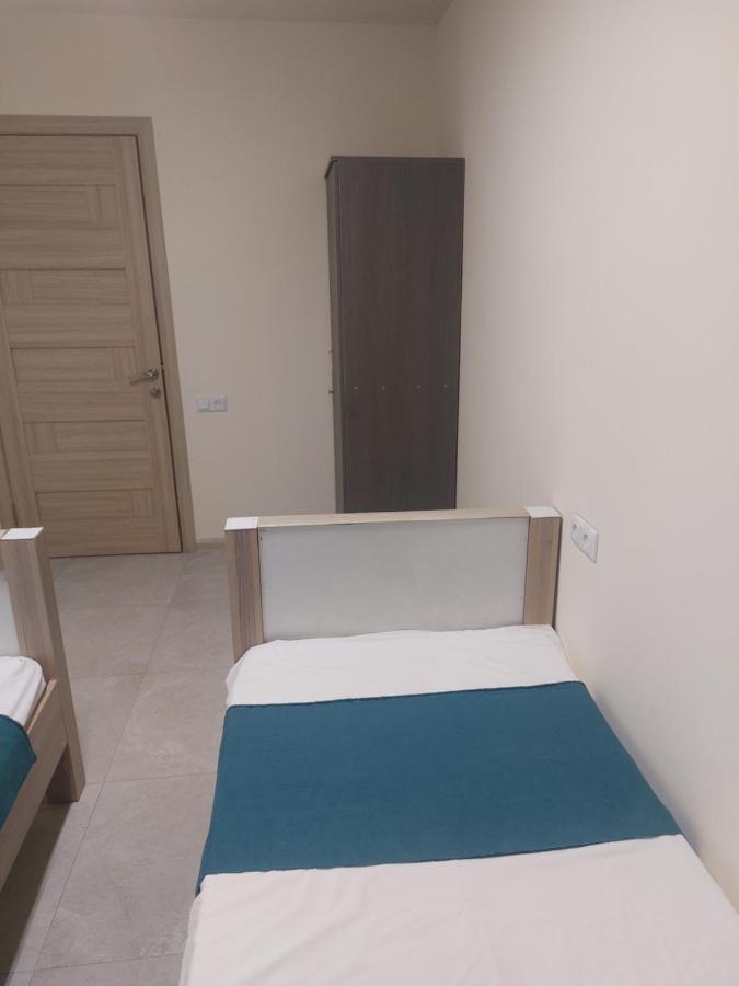 The Best Hotel-Hostel Jerevan Buitenkant foto