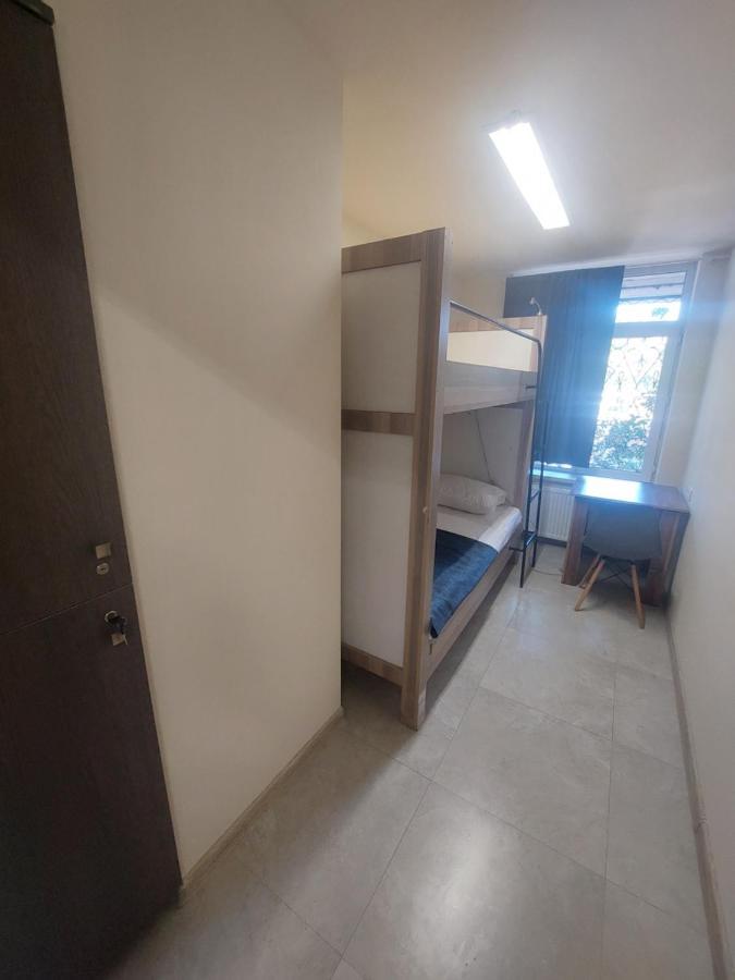 The Best Hotel-Hostel Jerevan Buitenkant foto